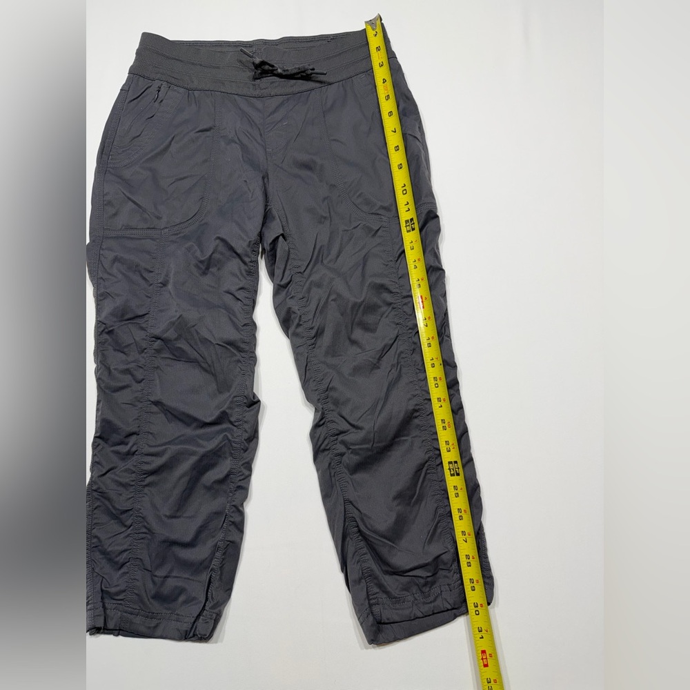 Sku#216 The North Face Women’s Gray Hiking Pants Size Small Elastic Waist - Picture 6 of 8